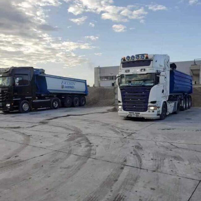 mezzi per il trasporto dei rifiuti inerti